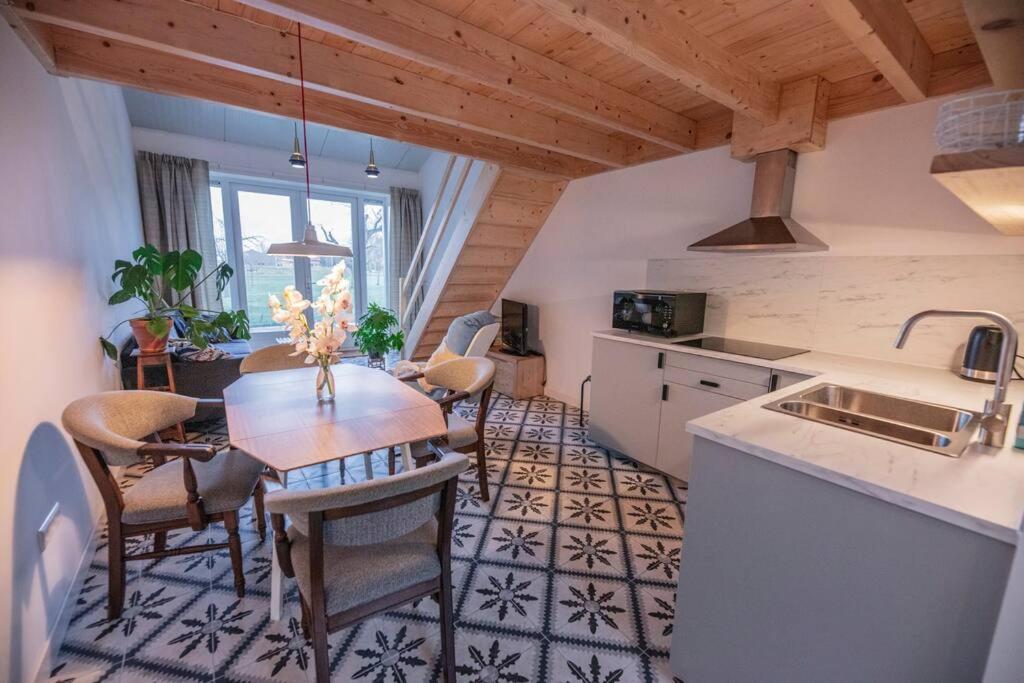 'T Pekelhuis - Vakantiehuisje Op Boerderij Huize Blokland Hem エクステリア 写真